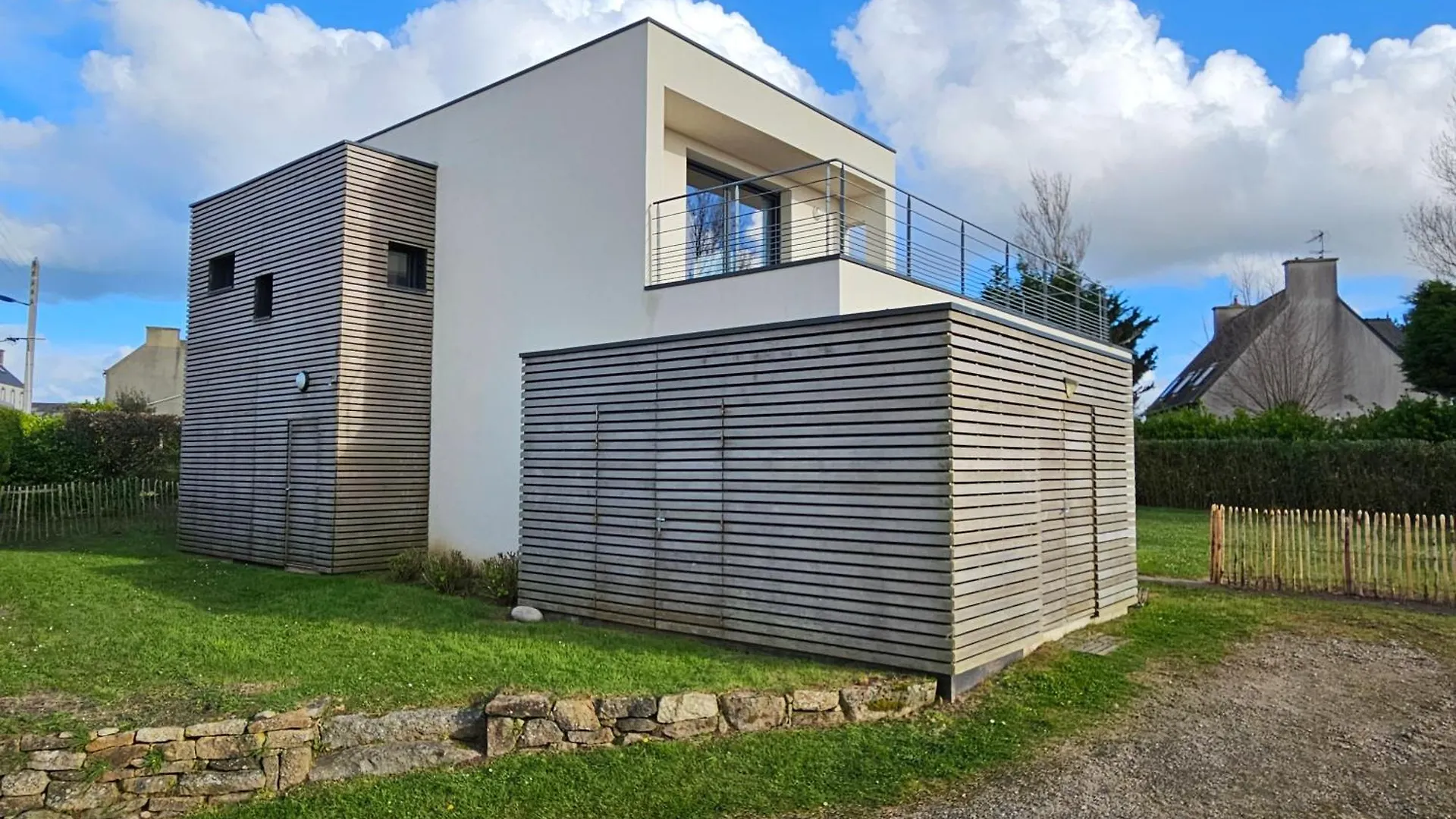 Maison D'Architecte 9P - 400M De La Mer & Du Bourg Santec Holiday home
