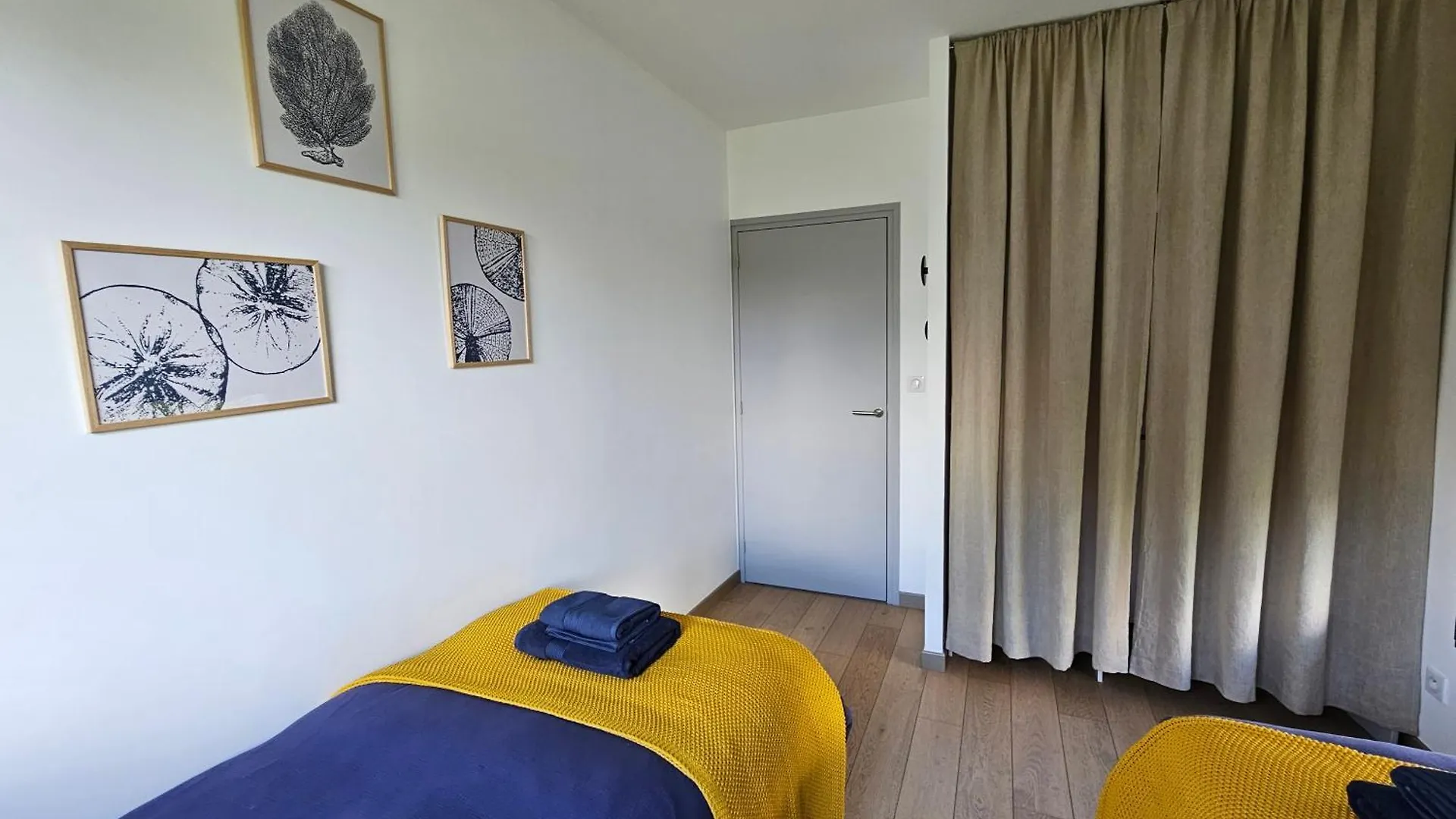 Maison D'Architecte 9P - 400M De La Mer & Du Bourg Santec France
